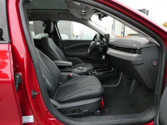 Ford Mustang MACH-E RWD 76KWh 269pk Full Option Pano dak '22 19000km (54786)