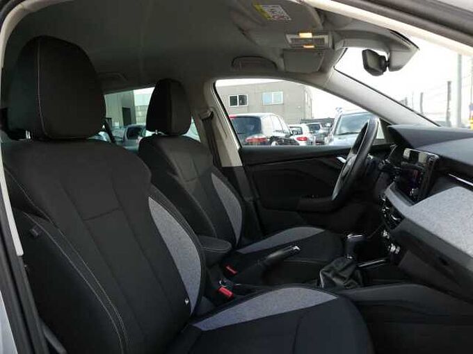 SKODA Kamiq 1.0 TSi 115pk Automaat Business Camera '25 17000km (84573)