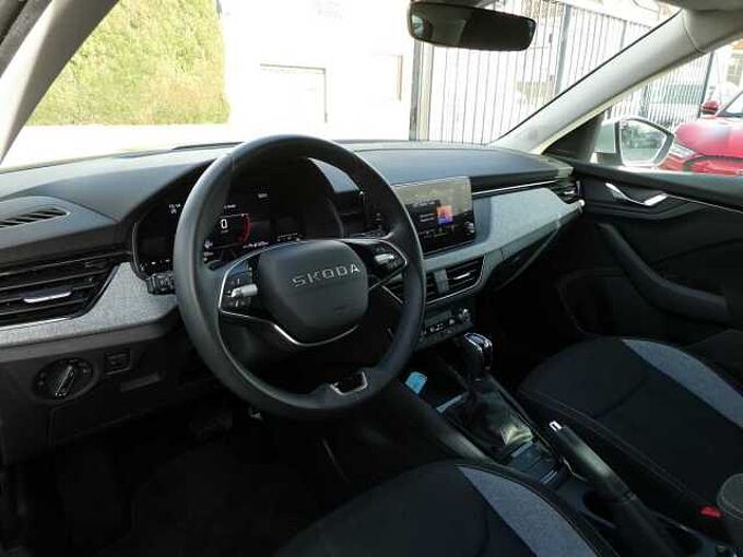 SKODA Kamiq 1.0 TSi 115pk Automaat Business Camera '25 17000km (84573)