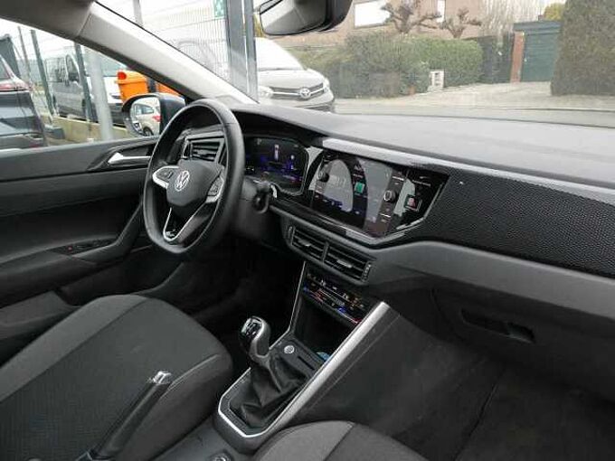 Volkswagen Taigo 1.0 TSi 115pk Business Luxe Camera '25 14000km (38721)