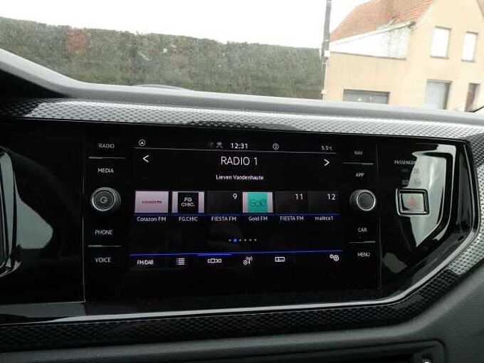 Volkswagen Taigo 1.0 TSi 115pk Business Luxe Camera '25 14000km (38721)