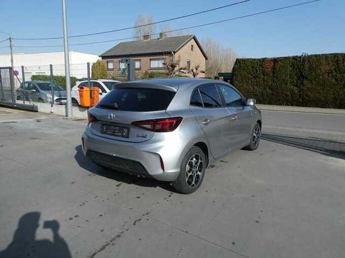 MG MG3 Hybride + 1.5 i HEV 194pk Automaat Luxury 360&deg; camera BLIS ACC (85618)