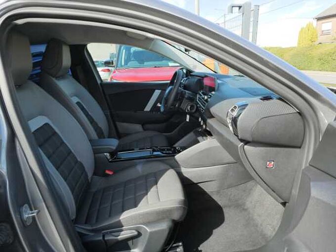 Citroen C4 1.2 i benzine 130pk Automaat Camera '25 19000km (24631)