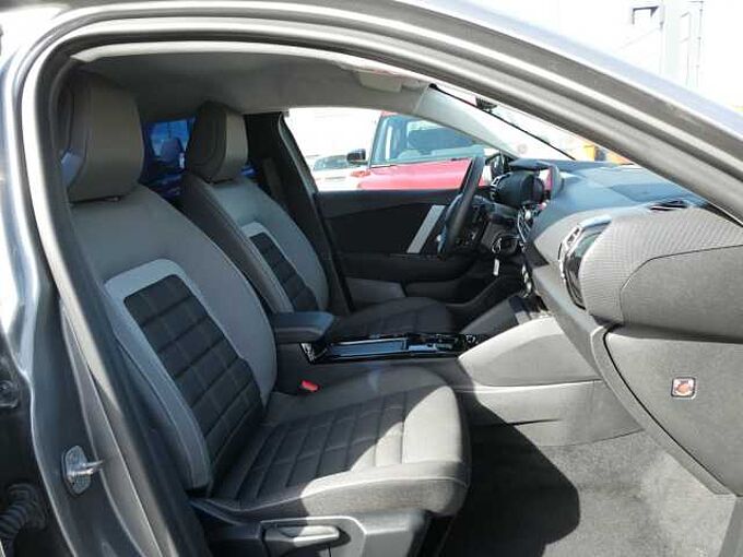 Citroen C4 1.2 i benzine 130pk Automaat Camera '25 19000km (24631)