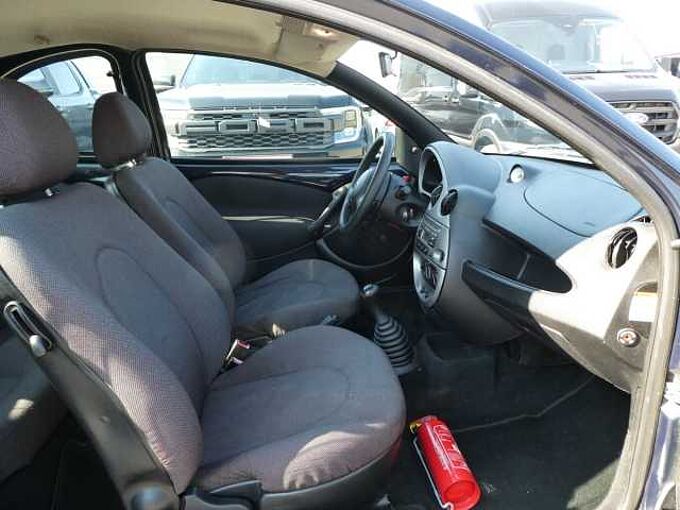 Ford Ka 1.2 i benzine 60pk 3d Business '06 191000km (02812)