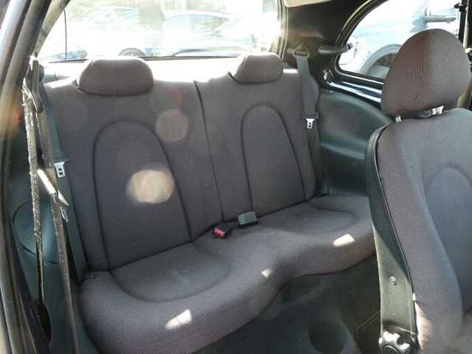 Ford Ka 1.2 i benzine 60pk 3d Business '06 191000km (02812)