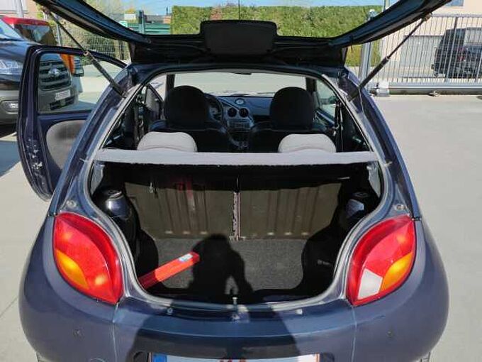 Ford Ka 1.2 i benzine 60pk 3d Business '06 191000km (02812)