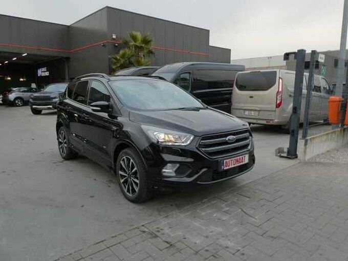 Ford Kuga ST-Line 1.5 i 175pk Automaat AWD Pano Trekhaak '18 70000km (54116)