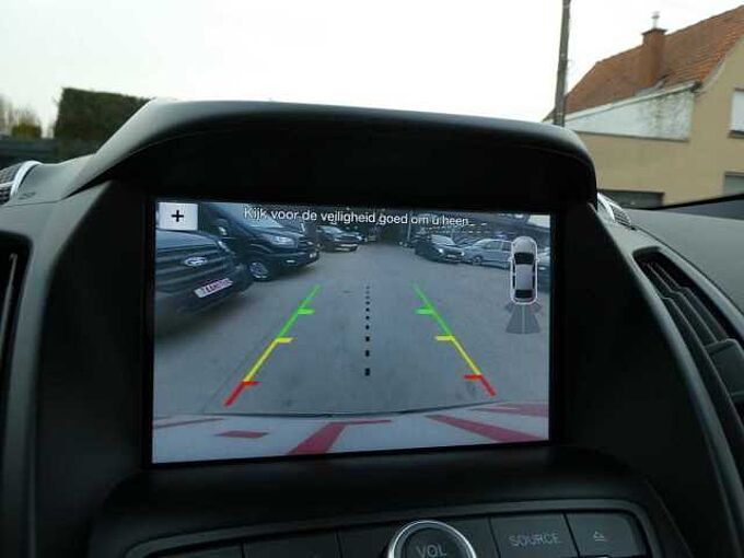 Ford Kuga ST-Line 1.5 i 175pk Automaat AWD Pano Trekhaak '18 70000km (54116)