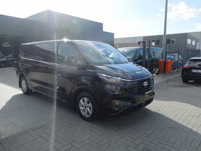 Ford Transit Custom L2 Multi-Use 5pl 320L 2.0 TDCi 136pk Limited Luxe STOCK (60831)