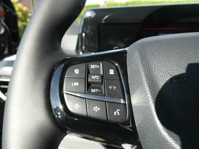 Ford Transit Custom L2 Multi-Use 5pl 320L 2.0 TDCi 136pk Limited Luxe STOCK (60831)