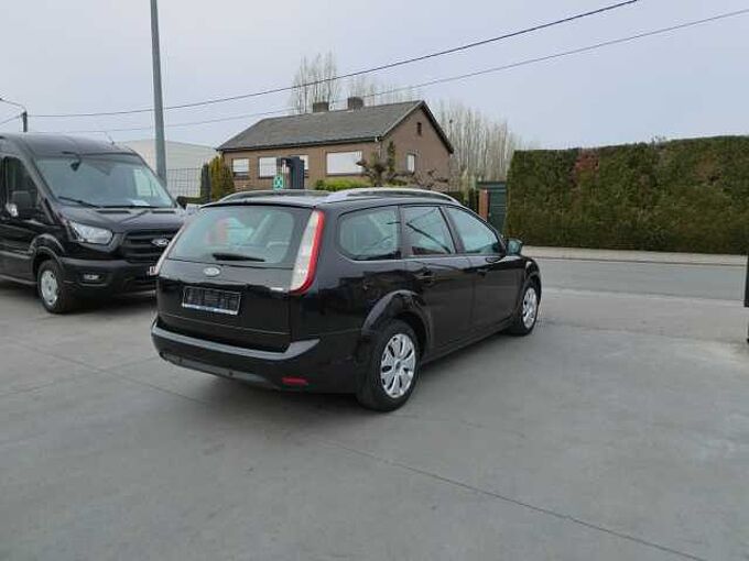 Ford Focus Break 2.0 TDCi 110pk Automaat Trend '09 316000km (19005)
