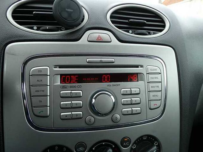 Ford Focus Break 2.0 TDCi 110pk Automaat Trend '09 316000km (19005)