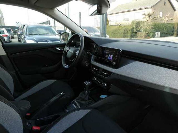 SKODA Kamiq 1.0 TSi 115pk Automaat Business Camera '25 17000km (84573)