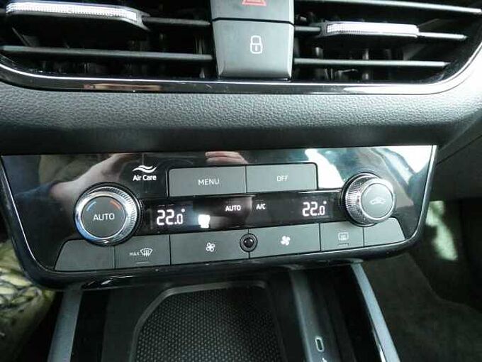 SKODA Kamiq 1.0 TSi 115pk Automaat Business Camera '25 17000km (84573)