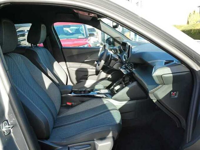 Peugeot 2008 1.2 i 130pk Automaat Allure 360&deg; Camera BLIS ACC '25 7000km (94319)