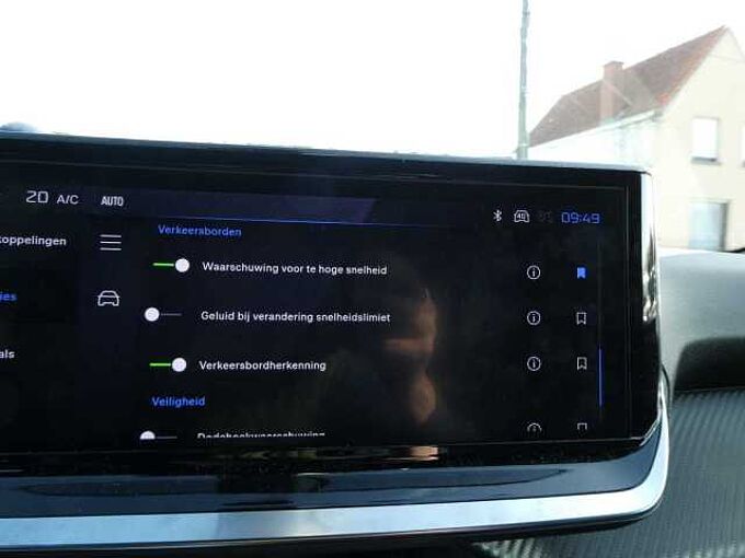 Peugeot 2008 1.2 i 130pk Automaat Allure 360&deg; Camera BLIS ACC '25 7000km (94319)