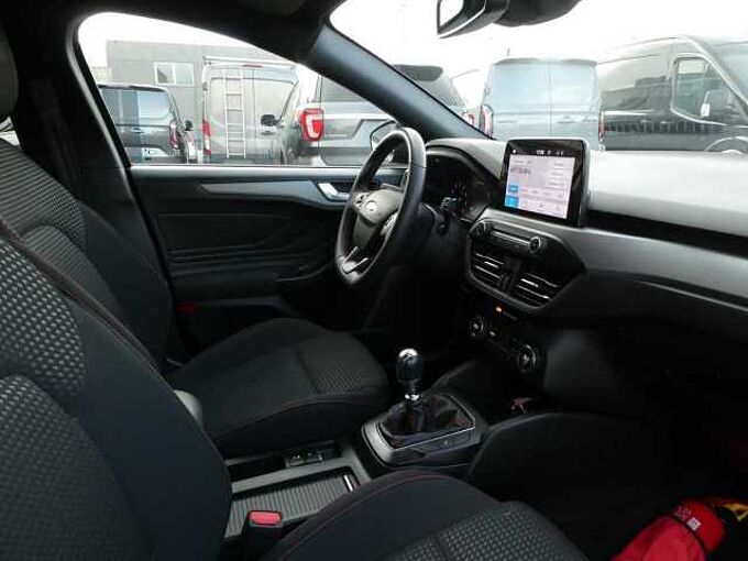 Ford Focus 1.0 i MHEV 155pk ST-Line BLIS ACC Camera '22 58000km (73183)