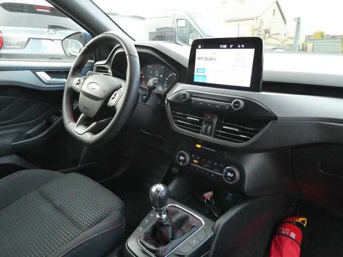 Ford Focus 1.0 i MHEV 155pk ST-Line BLIS ACC Camera '22 58000km (73183)
