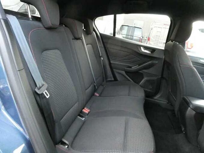 Ford Focus 1.0 i MHEV 155pk ST-Line BLIS ACC Camera '22 58000km (73183)
