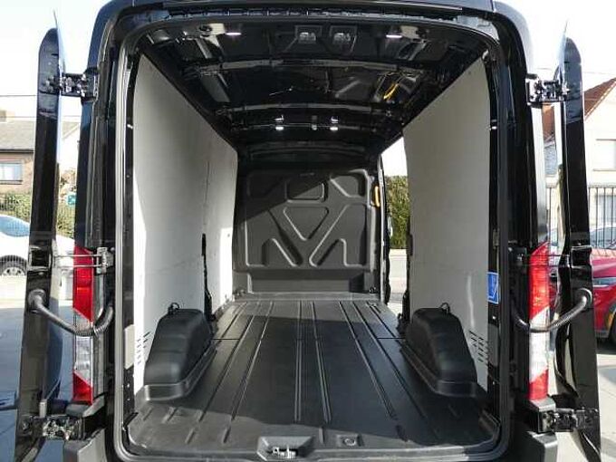 Ford Transit 2T 350L L3H2 2.0 TDCi 130pk Automaat 3pl Trend STOCK 14km (76731)