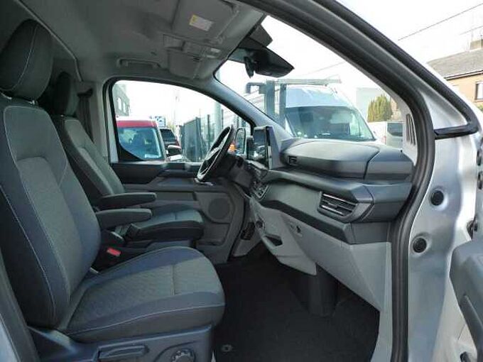 Ford Transit Custom DCAB L2 5 plaatsen 2.0D 170pk Automaat Limited BLIS ACC STOCK (17651)