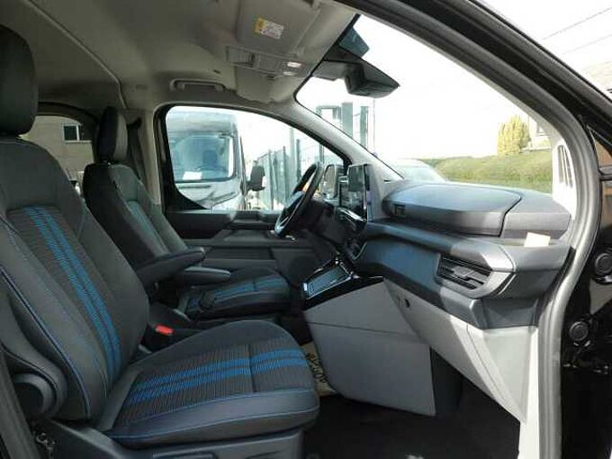 Ford Transit Custom L2 Multi-Use 5pl SPORT automaat 2.0 TDCi 170pk STOCK (48578)