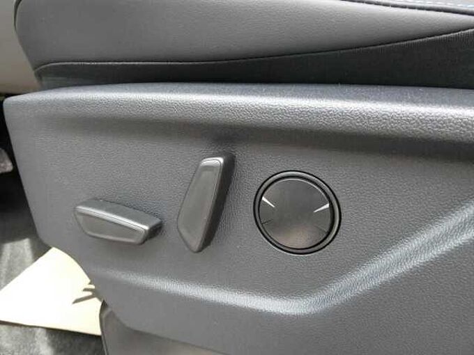 Ford Transit Custom L2 Multi-Use 5pl SPORT automaat 2.0 TDCi 170pk STOCK (48578)