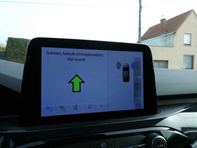 Ford Kuga ST-Line X 1.5 i 150pk ACC BLIS Trekhaak '22 12000km(60807)