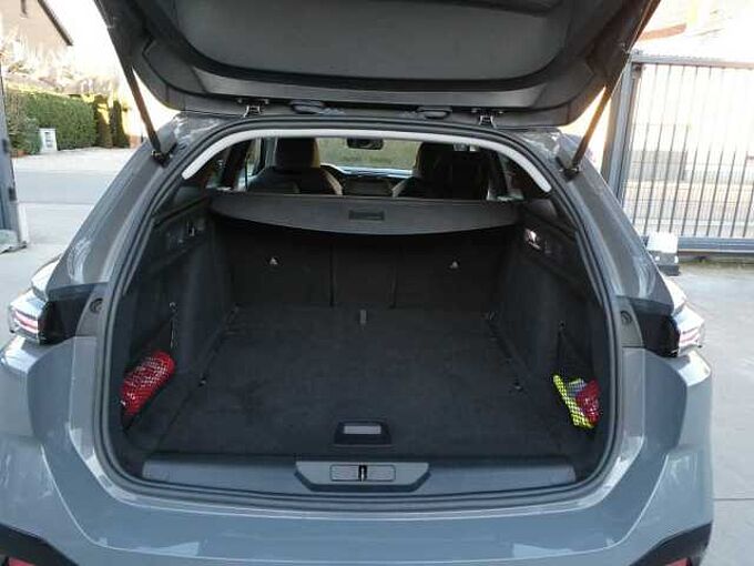 Peugeot 308 Break 1.2 i benzine 130pk Allure Luxe '24 26000km (25266)