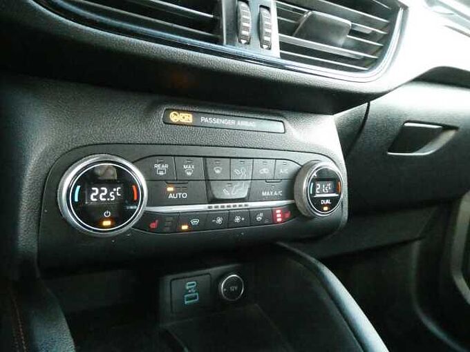 Ford Kuga ST-Line 1.5 i 150pk ACC BLIS Trekhaak '20 81000km (15900)