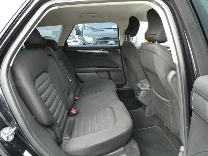 Ford Mondeo Break 1.6 TDCi 115pk Titanium '16 203000km (03029)