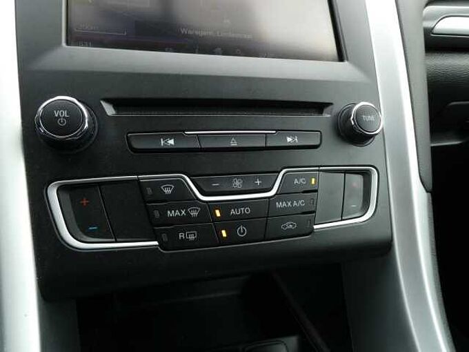 Ford Mondeo Break 1.6 TDCi 115pk Titanium '16 203000km (03029)