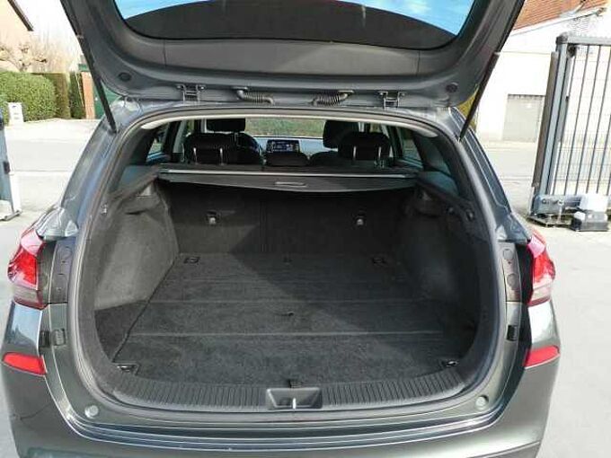 Hyundai i30 Break 1.0 i benzine 120pk Automaat Business Camera (91954)