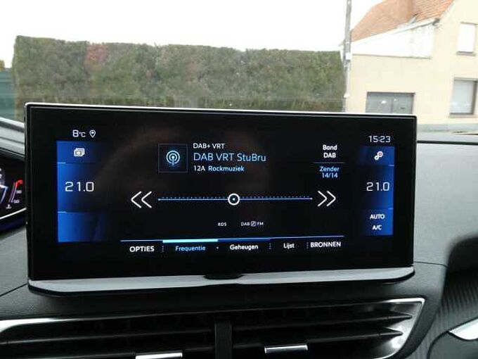 Peugeot 3008 1.2 i benzine 130pk Automaat STYLE Camera '22 41000km (60542)