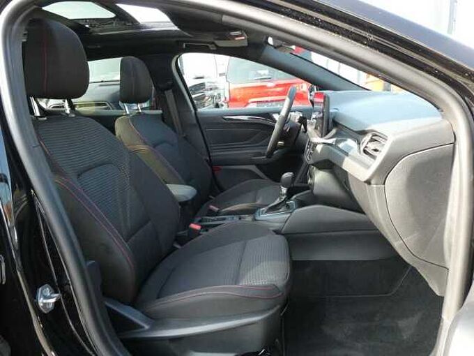 Ford Focus Break 1.0 i MHEV 155pk Automaat ST-Line Pano Trekhaak  6km stockwagen (46257)