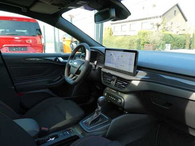 Ford Focus Break 1.0 i MHEV 155pk Automaat ST-Line Pano Trekhaak  6km stockwagen (46257)
