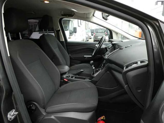 Ford C-Max 1.5 TDCi 95pk Business Luxe Trekhaak '17 137000km (30791)