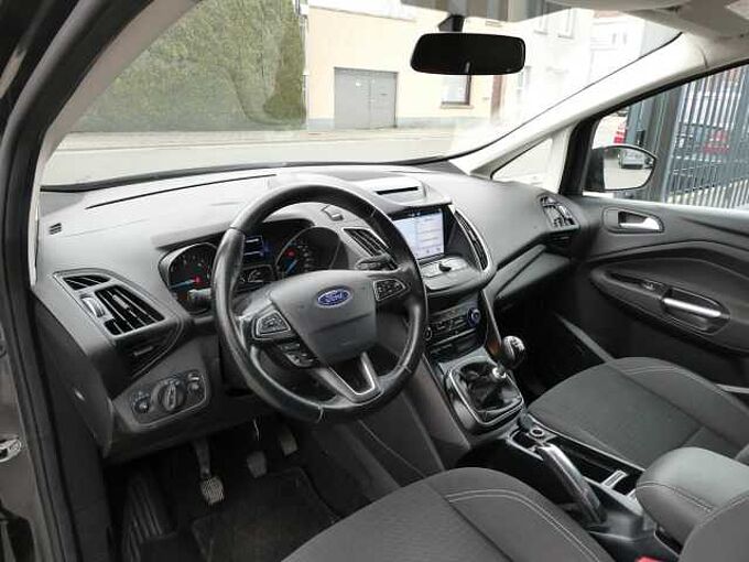 Ford C-Max 1.5 TDCi 95pk Business Luxe Trekhaak '17 137000km (30791)