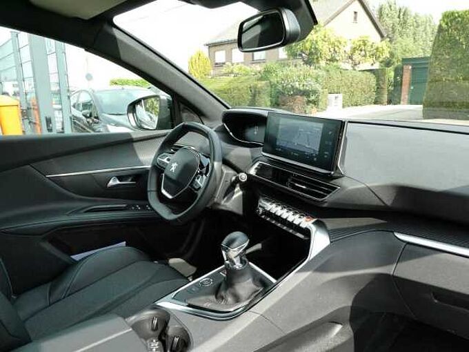 Peugeot 5008 1.2 i benzine 130pk 7pl Allure Camera ACC BLIS '24 34000km (08721)