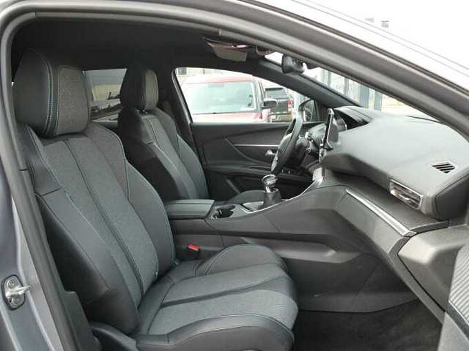 Peugeot 3008 1.2 i benzine 130pk Allure Camera ACC BLIS '24 41000km (28132)