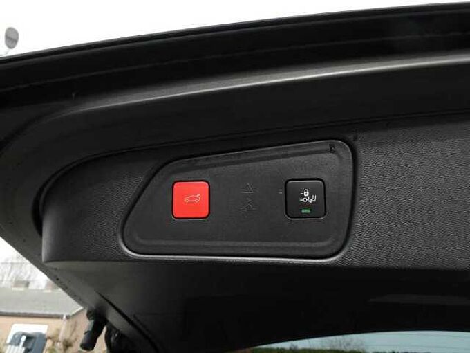 Peugeot 3008 1.2 i benzine 130pk Allure Camera ACC BLIS '24 41000km (28132)