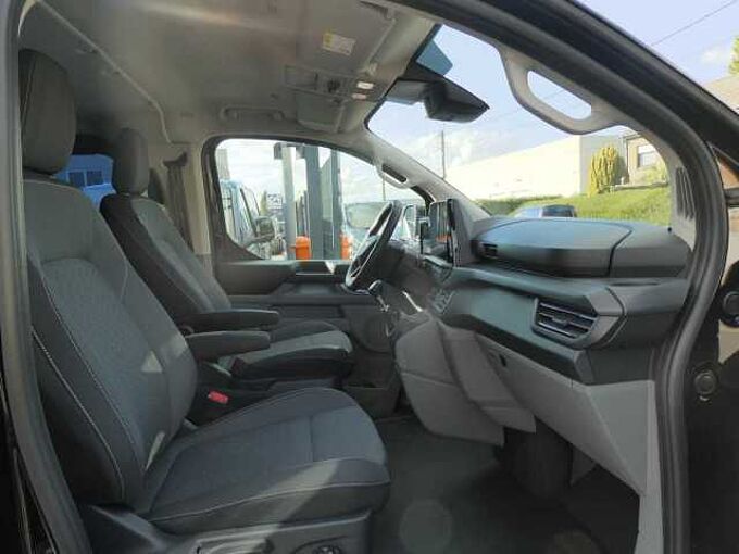 Ford Transit Custom L2 Multi-Use 5pl 320L 2.0 TDCi 136pk Limited Luxe STOCK (60831)