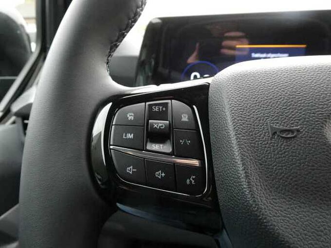 Ford Transit Custom Multi-Use 5pl SPORT automaat L1 2.0 TDCi 170pk STOCK (47950)