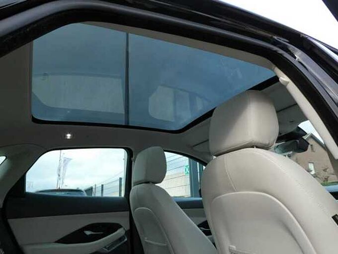 Jaguar E-Pace 2.0D 150pk Automaat AWD Leder Pano Camera '20 89000km (87993)