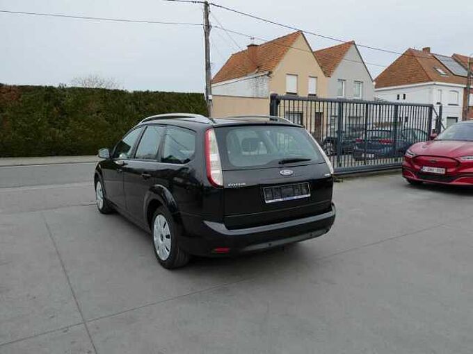 Ford Focus Break 2.0 TDCi 110pk Automaat Trend '09 316000km (19005)