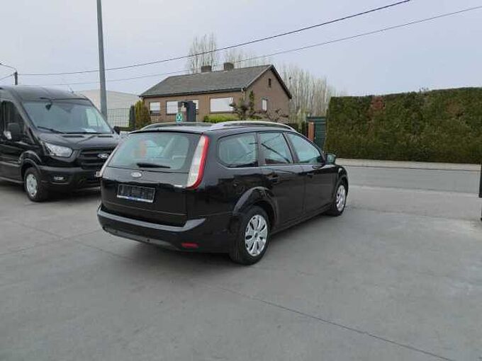 Ford Focus Break 2.0 TDCi 110pk Automaat Trend '09 316000km (19005)