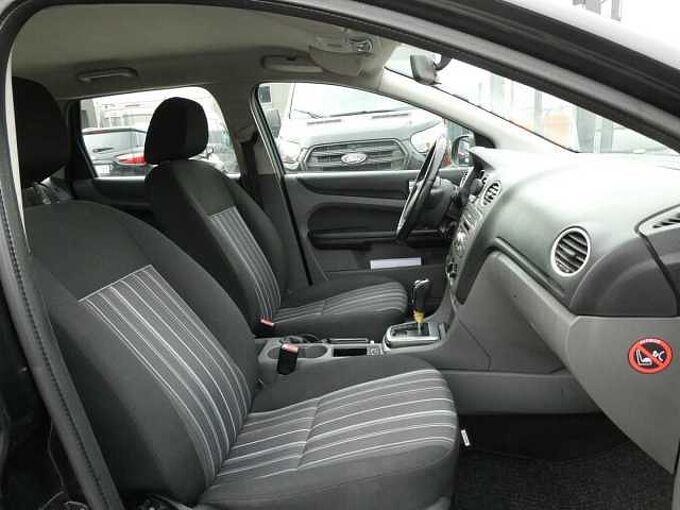 Ford Focus Break 2.0 TDCi 110pk Automaat Trend '09 316000km (19005)