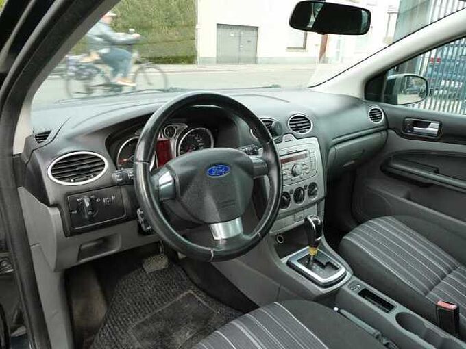 Ford Focus Break 2.0 TDCi 110pk Automaat Trend '09 316000km (19005)