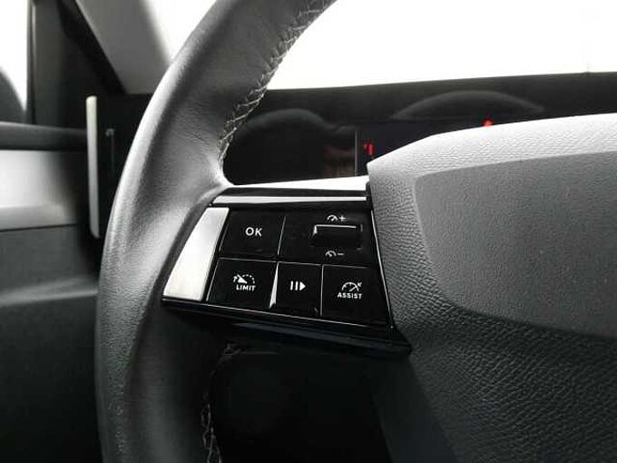 Opel Astra 1.2 i benzine 110pk Business 5d '23 49000km (01819)